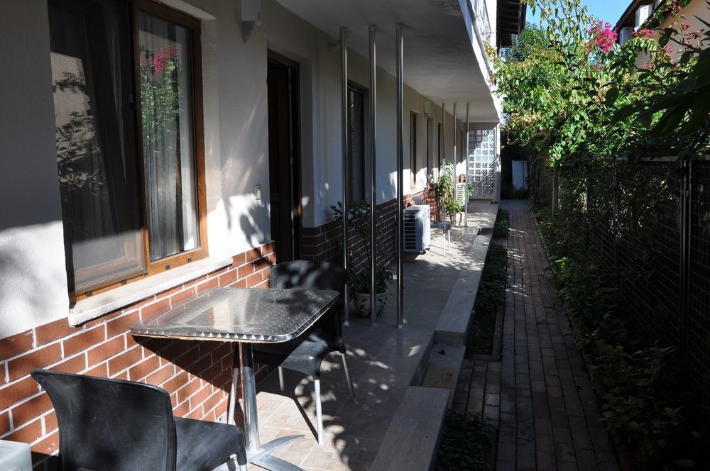 Longhouse Inn Hotel Dalyan Luaran gambar