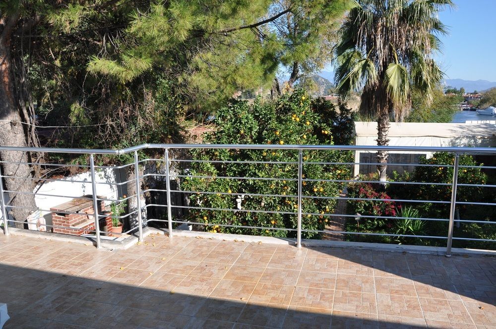 Longhouse Inn Hotel Dalyan Luaran gambar
