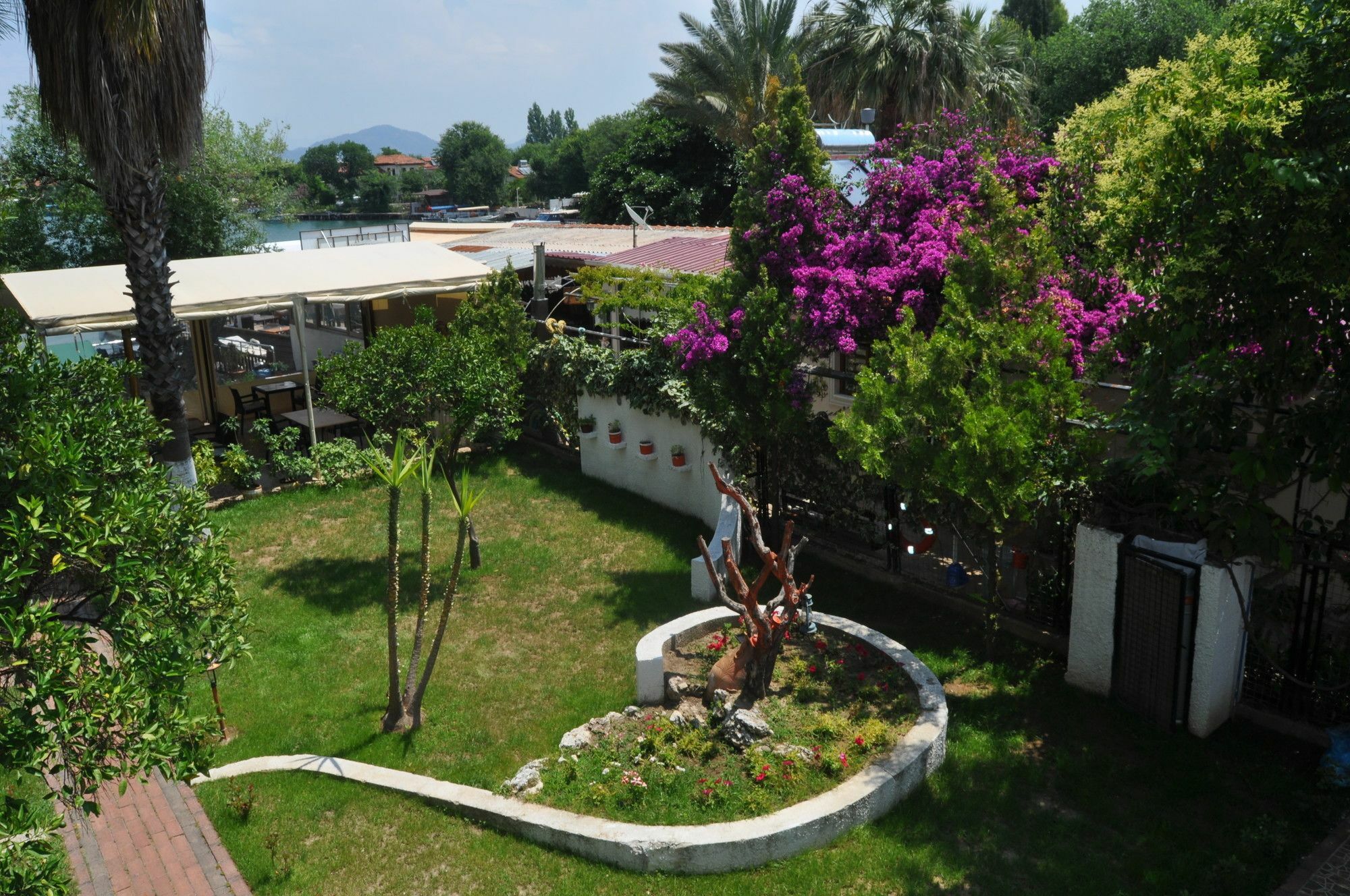Longhouse Inn Hotel Dalyan Luaran gambar