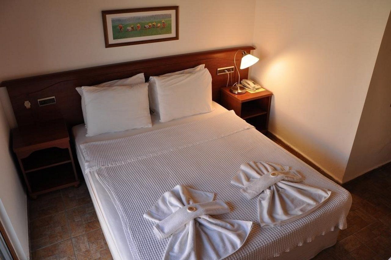 Longhouse Inn Hotel Dalyan Luaran gambar