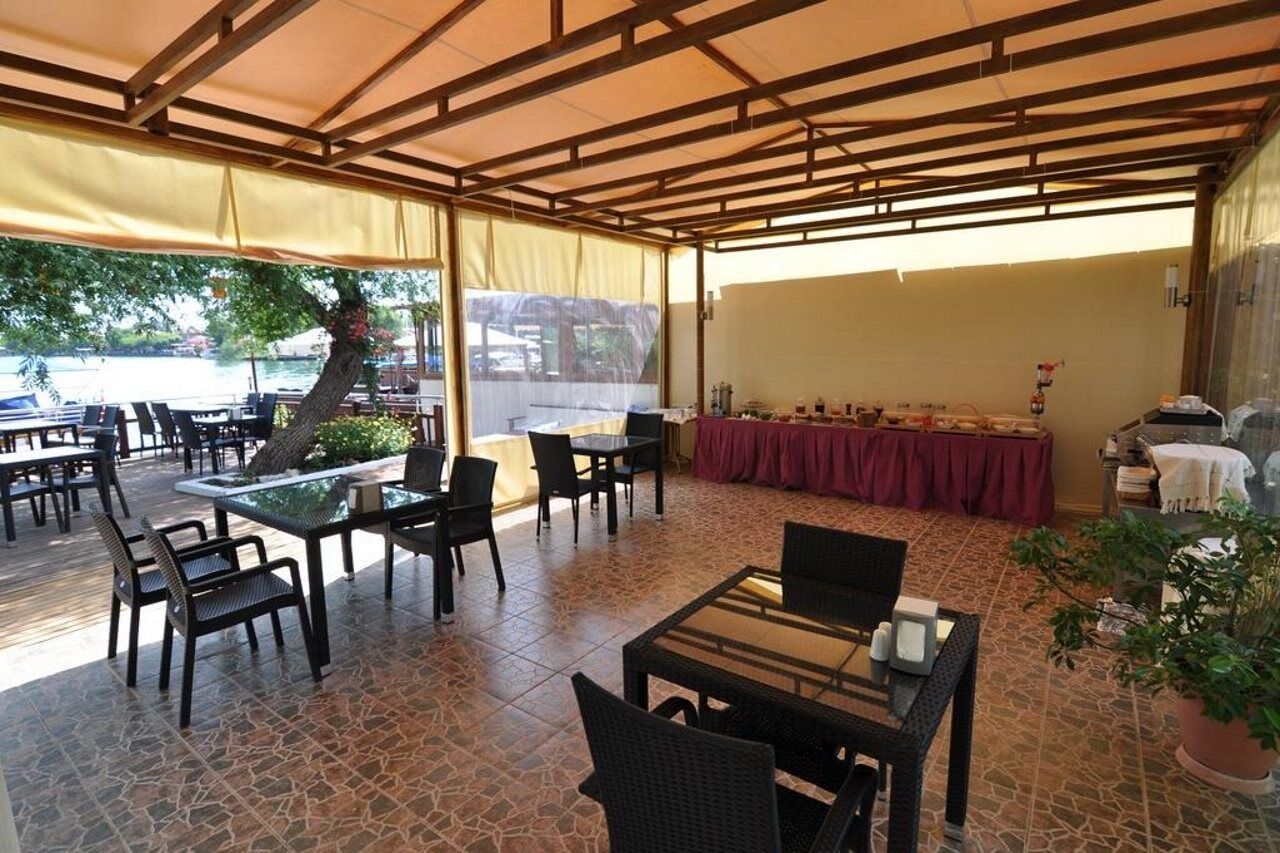 Longhouse Inn Hotel Dalyan Luaran gambar