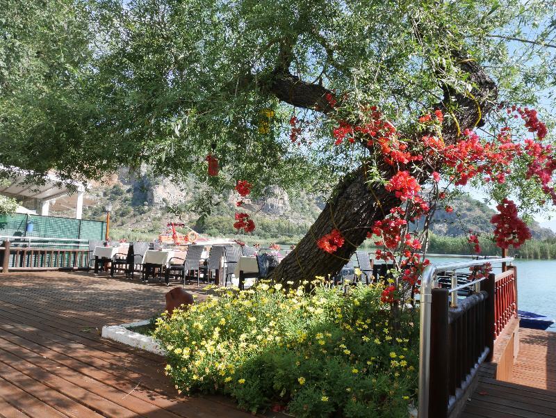 Longhouse Inn Hotel Dalyan Luaran gambar